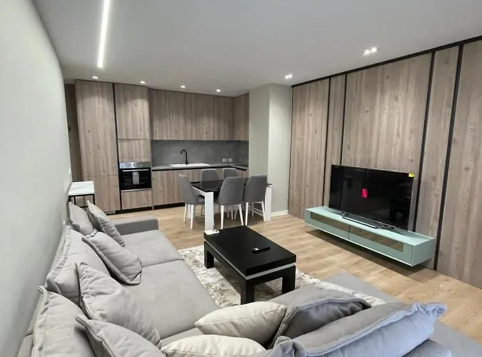 Elegant Urban Escape
